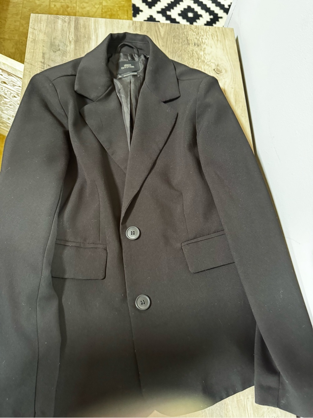 Urban Outfitters Black Blazer - Picture 2 of 7